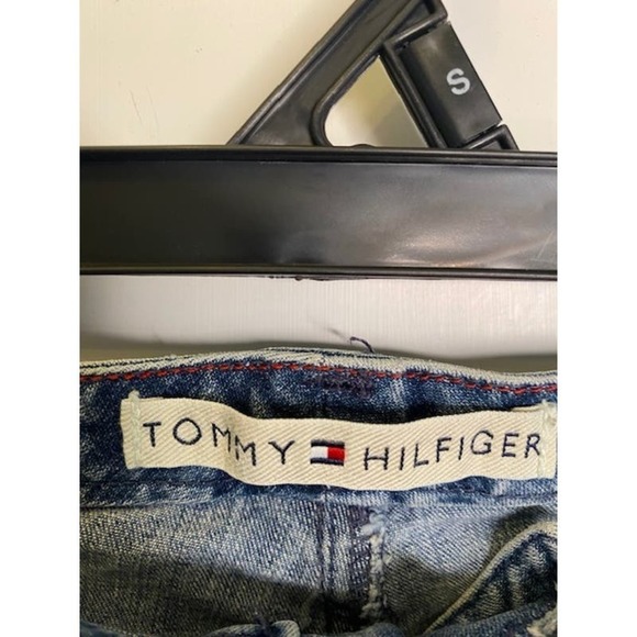 Tommy Hilfiger Capri’s Womens Size 4 Medium Wash Mid Rise - Picture 4 of 5